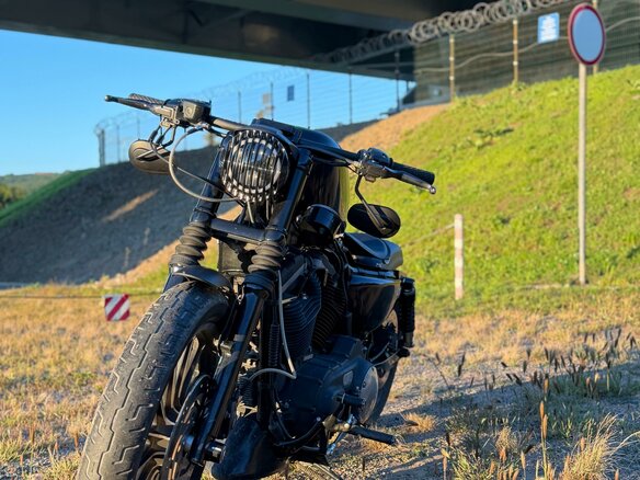2009 Harley-Davidson Sportster 883, чёрный, 670000 рублей - вид 9