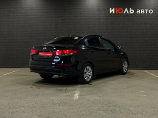 2016 Kia Rio III Рестайлинг, чёрный, 1220000 рублей, вид 5
