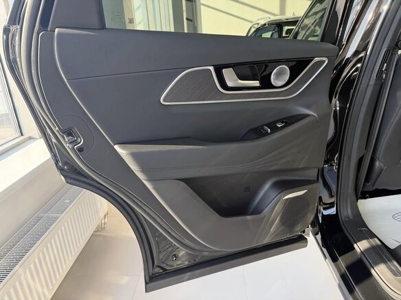 2025 Chery Tiggo 9 I, чёрный, 4640000 рублей - вид 6