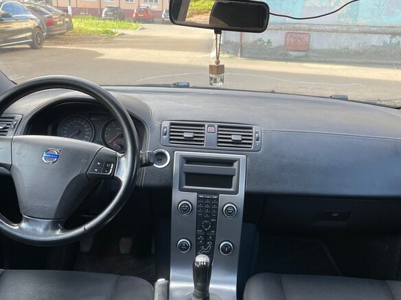 2008 Volvo S40 II Рестайлинг, чёрный, 500000 рублей - вид 8