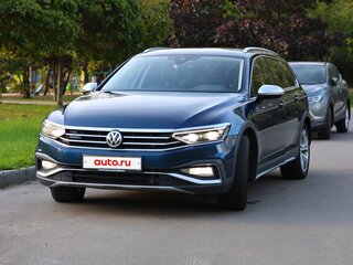 2019 Volkswagen Passat Alltrack B8 Рестайлинг, синий, 3730000 рублей, вид 1