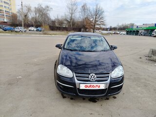 2010 Volkswagen Jetta V, чёрный, 660000 рублей, вид 2
