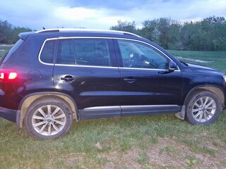 2011 Volkswagen Tiguan I Рестайлинг, чёрный, 1300000 рублей, вид 3