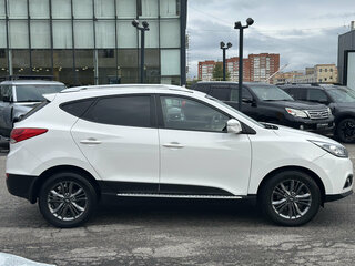 2014 Hyundai ix35 I Рестайлинг, белый, 1420000 рублей, вид 4