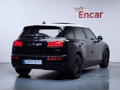 2022 Mini Clubman Cooper II Рестайлинг, чёрный, 1910000 рублей, вид 3