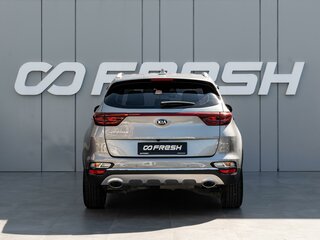 2020 Kia Sportage IV Рестайлинг, серый, 2435000 рублей, вид 4