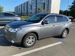 2012 Mitsubishi Outlander III, серый, 1699000 рублей, вид 3