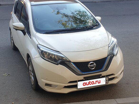 2017 Nissan Note e-Power II Рестайлинг, белый, 1200000 рублей - вид 3
