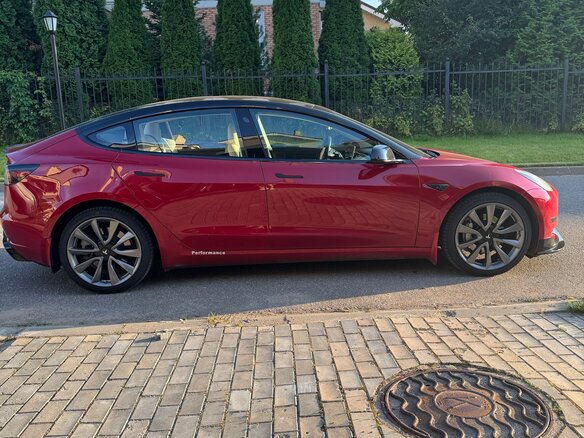 2018 Tesla Model 3 Mid Range I, красный, 2999000 рублей - вид 9