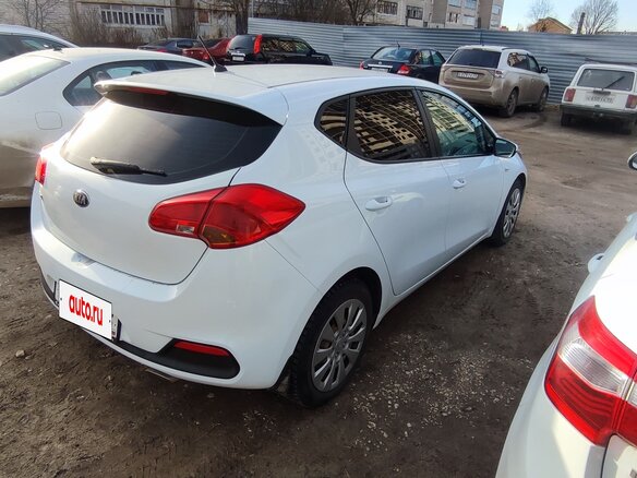 2013 Kia Ceed II, белый, 950000 рублей - вид 10