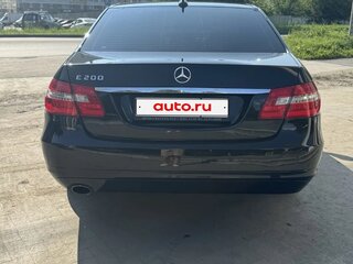 2010 Mercedes-Benz E-Класс 200 5G-Tronic IV (W212, S212, C207), чёрный, 1500000 рублей, вид 3