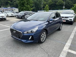 2018 Hyundai i30 III, синий, 1535000 рублей, вид 3