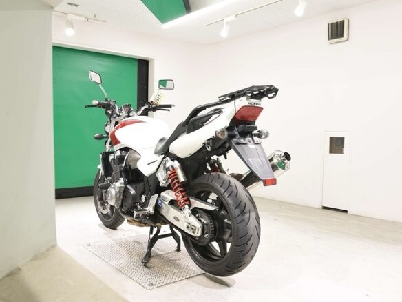2010 Honda CB 1300, белый, 594000 рублей - вид 5