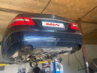 2012 Mercedes-Benz E-Класс 200 7G-Tronic IV (W212, S212, C207), чёрный, 1380000 рублей, вид 3