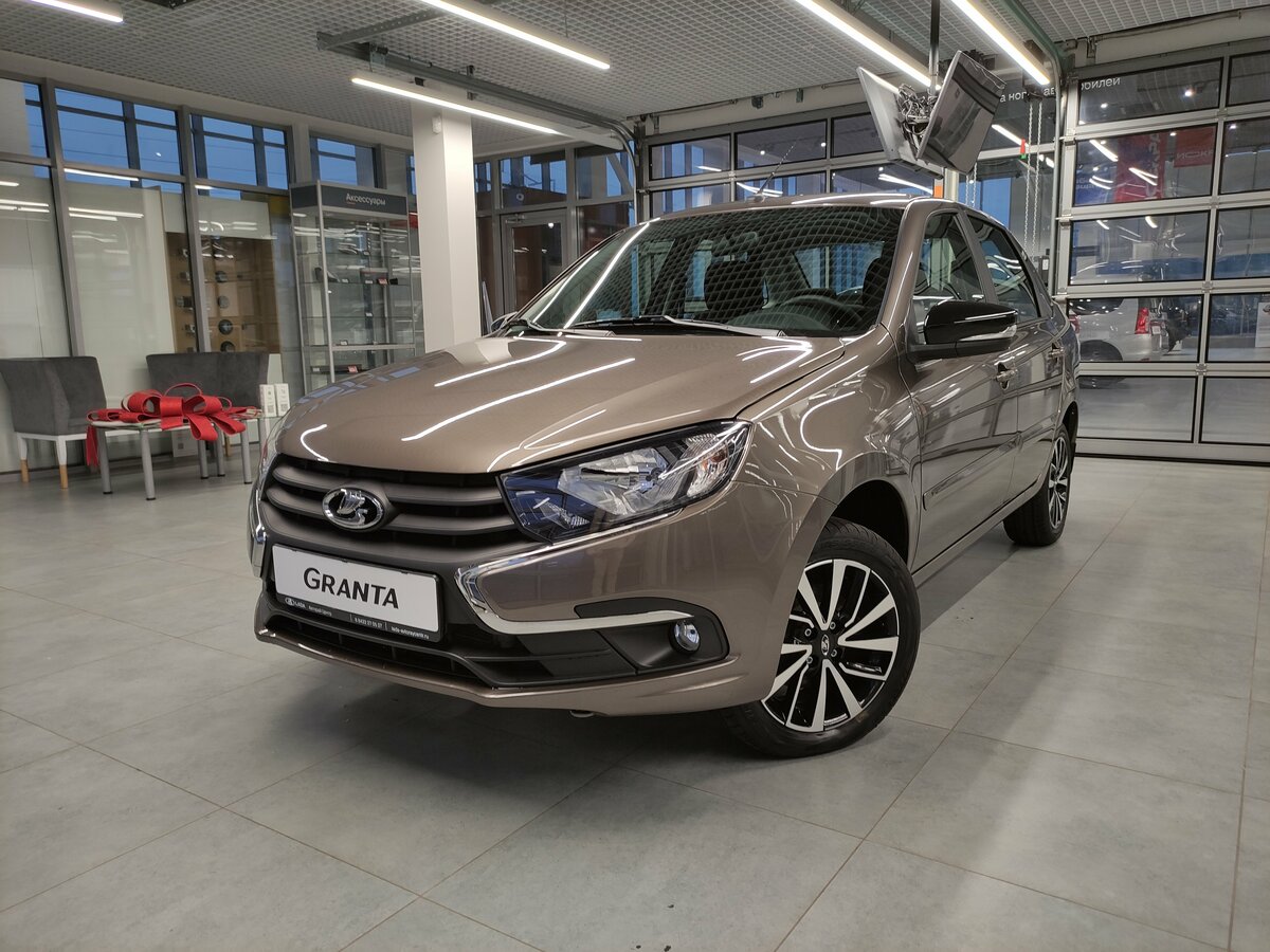 Открыть фотографии: Lada (ВАЗ) Granta I Рестайлинг