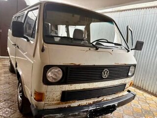 1990 Volkswagen Caravelle 4-speed T3, белый, 300000 рублей, вид 2