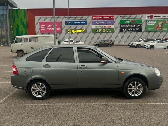 2010 Lada (ВАЗ) Priora I, серый, 260000 рублей - вид 4