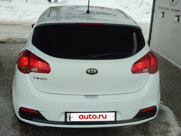 2013 Kia Ceed II, белый, 950000 рублей - вид 13