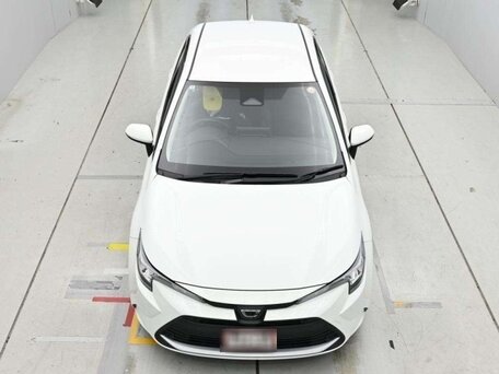2022 Toyota Corolla XII (E210) Рестайлинг, белый, 1315000 рублей, вид 5