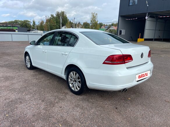 2011 Volkswagen Passat B7, белый, 620000 рублей - вид 5