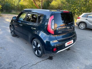 2017 Kia Soul II Рестайлинг, синий, 2000000 рублей, вид 5