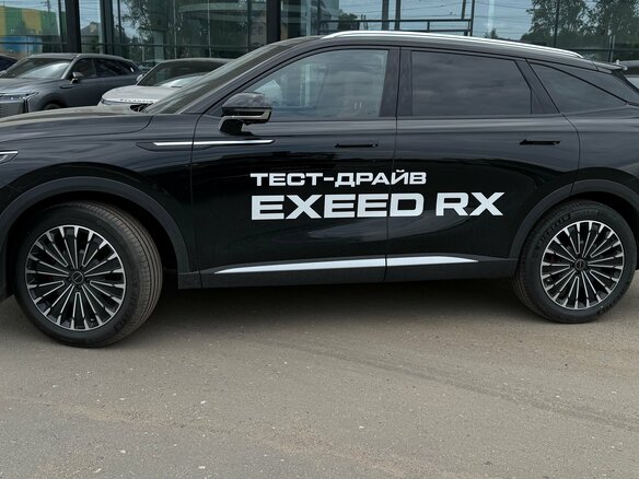 2024 Exeed RX, чёрный, 3850000 рублей - вид 3