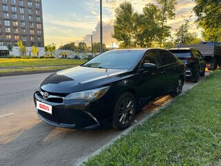2016 Toyota Camry US Market VII (XV50) Рестайлинг, чёрный, 1650000 рублей, вид 1