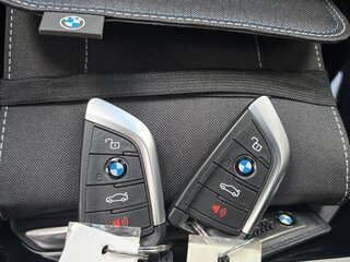 2022 BMW X3 30i xDrive III (G01) Рестайлинг, чёрный, 5050000 рублей, вид 2