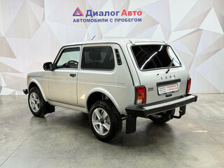 2024 Lada (ВАЗ) Niva Legend I, серебристый, 900000 рублей, вид 4