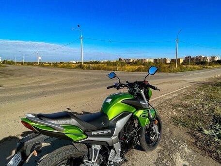 2020 Racer Fighter, зелёный, 130000 рублей, вид 2