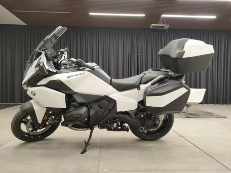 2026 BMW R 1300 RT, белый, 3600000 рублей, вид 2
