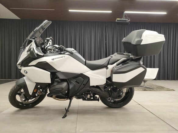 2026 BMW R 1300 RT, белый, 3890000 рублей - вид 1