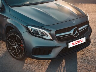 2017 Mercedes-Benz GLA AMG 45 AMG I (X156) Рестайлинг, серебристый, 3200000 рублей, вид 2