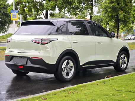 2025 Geely Geome Xingyuan 40.16 kWh, зелёный, 1590000 рублей, вид 4