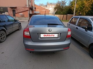 2012 Skoda Octavia II (A5) Рестайлинг, серый, 820000 рублей, вид 3