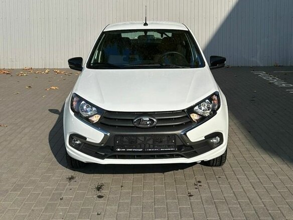 2026 Lada (ВАЗ) Granta I Рестайлинг, белый, 1319000 рублей - вид 1