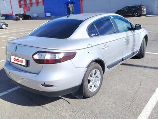 2013 Renault Fluence I Рестайлинг, серебристый, 700000 рублей, вид 4