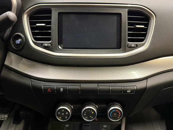2025 Lada (ВАЗ) Vesta I Рестайлинг (NG), белый, 1375000 рублей - вид 11