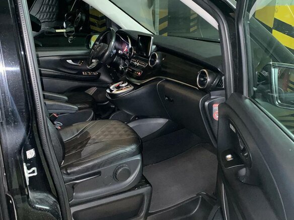 2017 Mercedes-Benz V-Класс Long 250 d длинный III (W447), чёрный, 4650000 рублей - вид 13