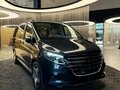 2026 Mercedes-Benz V-Класс Extra Long 300 d экстра длинный III (W447) Рестайлинг 2, чёрный, 15990000 рублей - вид 2