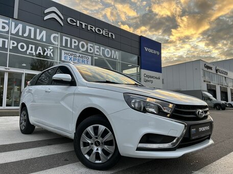 2020 Lada (ВАЗ) Vesta SW I, белый, 1300000 рублей, вид 1