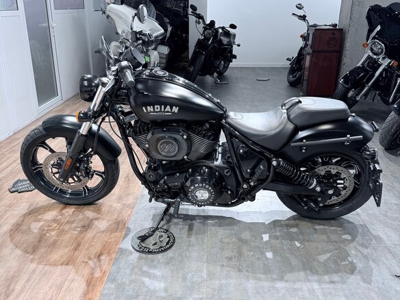 2023 Indian Chief Bobber, чёрный, 1799000 рублей - вид 8