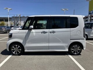 2023 Honda N-BOX III, белый, 978000 рублей, вид 5