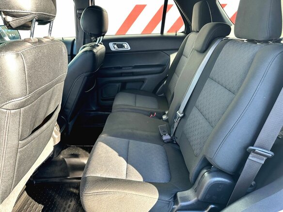 2015 Ford Explorer V Рестайлинг, белый - вид 13
