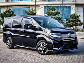 2019 Honda Stepwgn Spada V Рестайлинг, чёрный, 2350000 рублей, вид 1