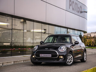 2019 Mini Hatch Cooper III (F55/F56) Рестайлинг, чёрный, 2263777 рублей, вид 1