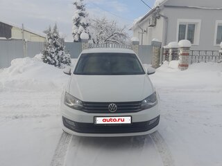 2017 Volkswagen Polo V Рестайлинг, белый, 1250000 рублей, вид 2