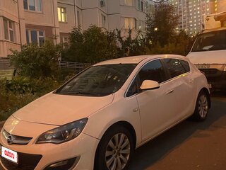 2012 Opel Astra J Рестайлинг, белый, 685000 рублей, вид 1