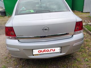 2011 Opel Astra H Рестайлинг, серебристый, 550000 рублей, вид 4
