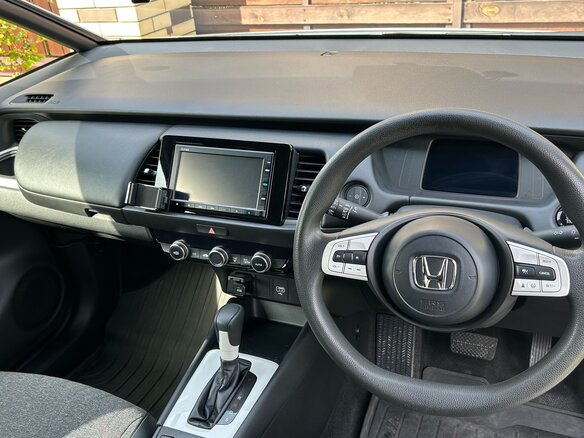 2020 Honda Fit IV, белый, 1380000 рублей - вид 6